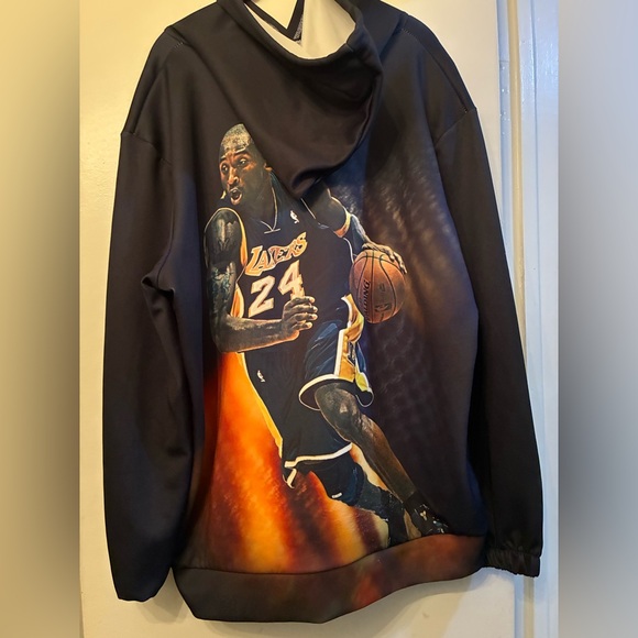 Kobe Bryant graphic hoodie XL NWOT - Picture 3 of 3
